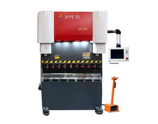 豐科機械創(chuàng)新純電伺服折彎機，乘勢折彎機節(jié)能環(huán)保新時代? 
